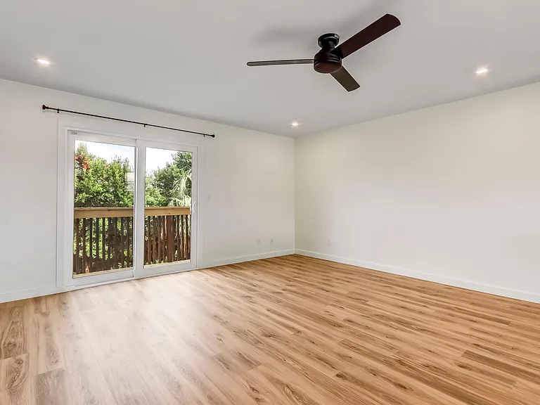 925 Tarpon Ave #26 — Photo 14