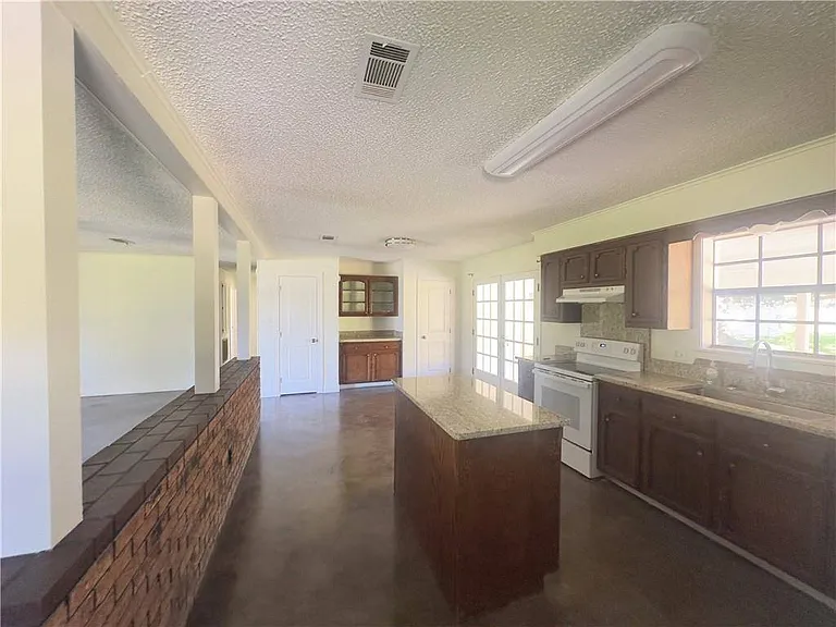 48161 Galafaro Rd — Photo 7