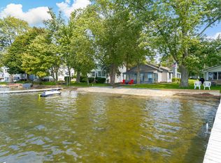 4297 Hunters Dr, Highland, MI 48356