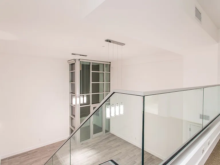 La Brea Regency LLC — Photo 8