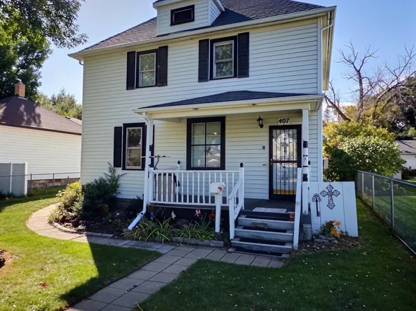 407 6th Ave NW, Mandan, ND 58554
