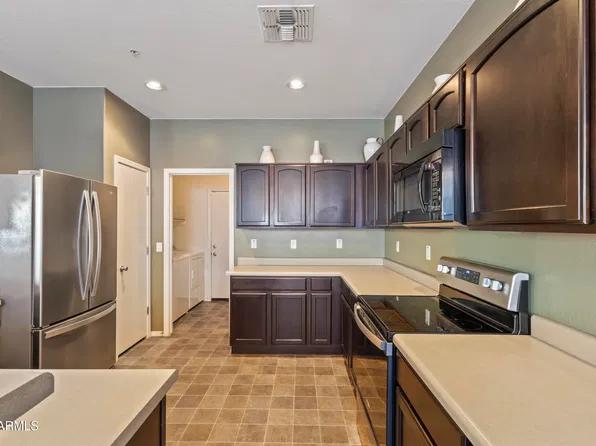 8192 W LYNWOOD Street, Phoenix, AZ 85043