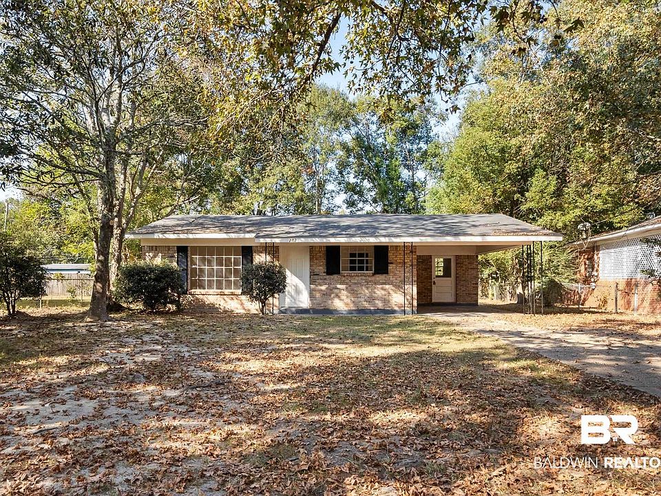 1st image of 2712 Moot Ave