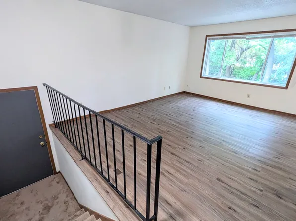 799 Weeks Ave SE, Minneapolis, MN 55414