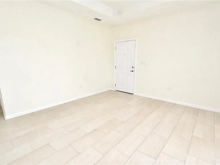 2904 E Israel Ave #A — Photo 6