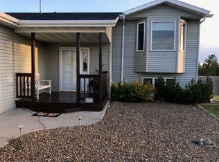 7005 Rock Creek Rd, Bismarck, ND 58503