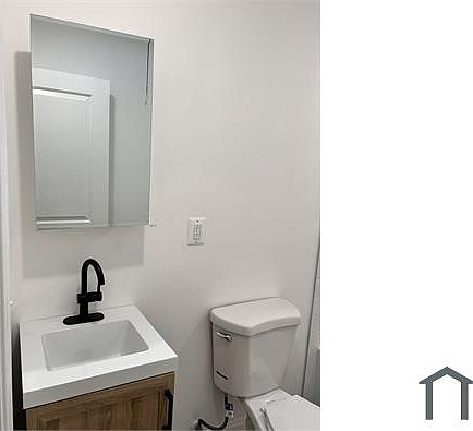 5th image of 6443 Chelwynde Ave Floor 2