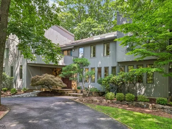 28 Tammy Hill Trl, Randolph Twp., NJ 07869