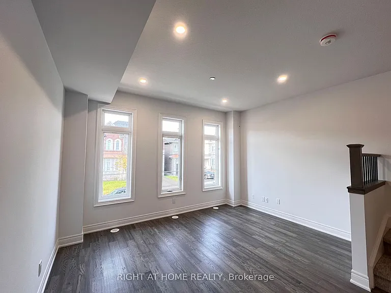 2123 Lillykin St #6 — Photo 8