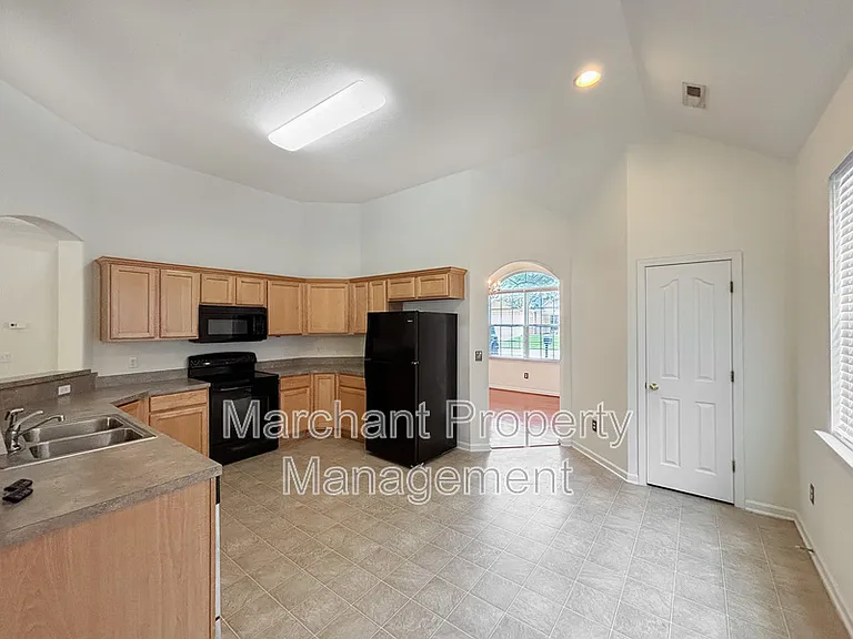 404 Spirit Mountain Ln — Photo 6