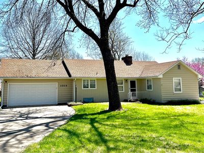 1024 SW Crest Dr, Topeka, KS, 66604
