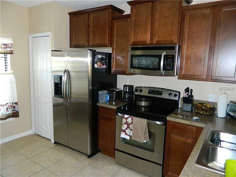 2nd image of 1330 Windsor Lakes Cir
