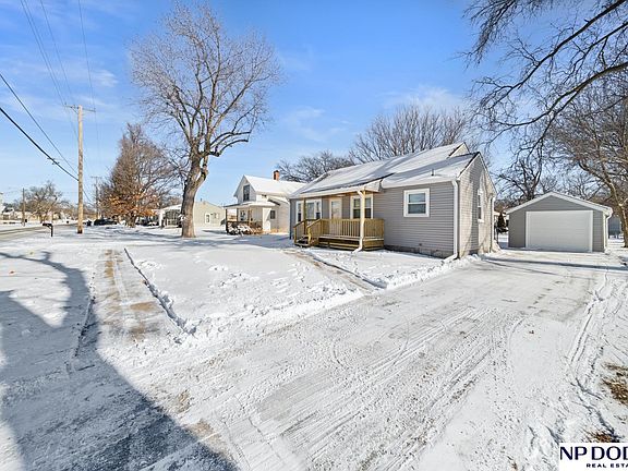 2nd image of 1724 N Somers Ave