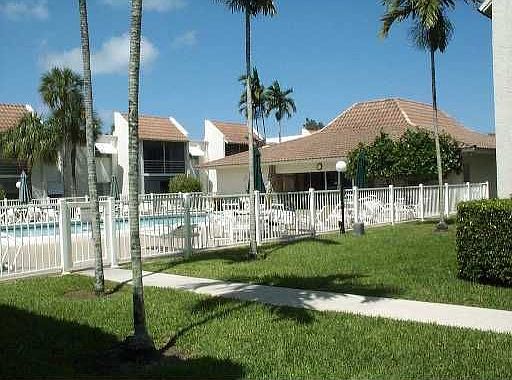 2nd image of 1428 SE 4th Ave APT 142