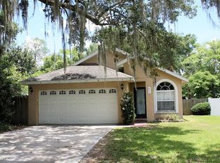 611 E 14th St, Sanford, FL 32771