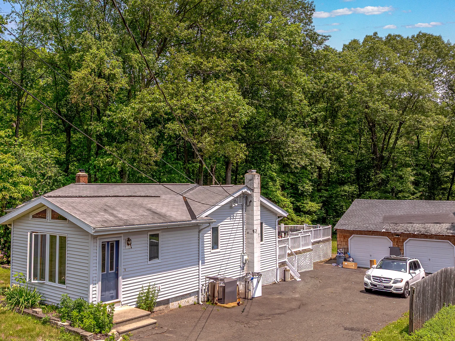 795 Hill St — Photo 4