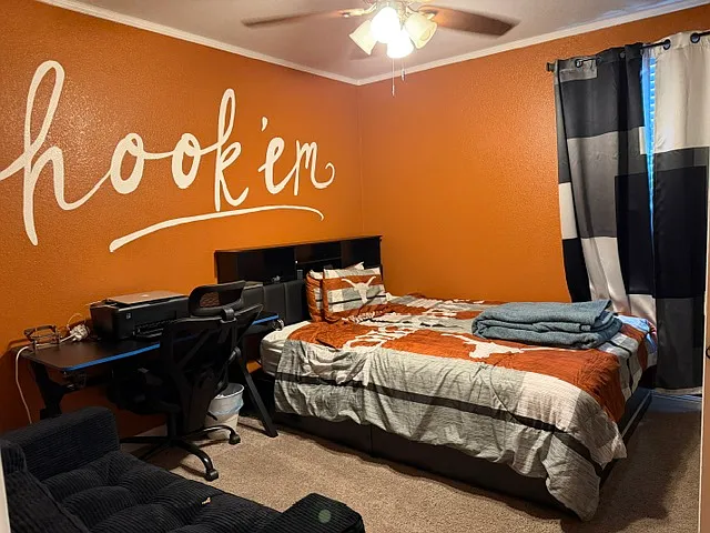 124 Martha Ln — Photo 11