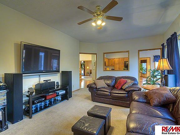 5th image of 4408 N 138th St