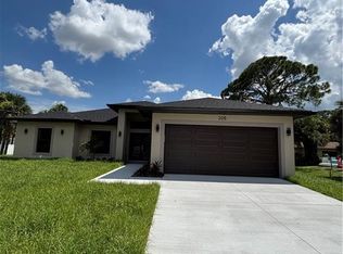 205 W 7th St, Lehigh Acres, FL 33972