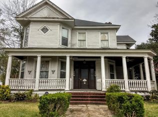 5584 Saint Charles Rd, Mayesville, SC 29104