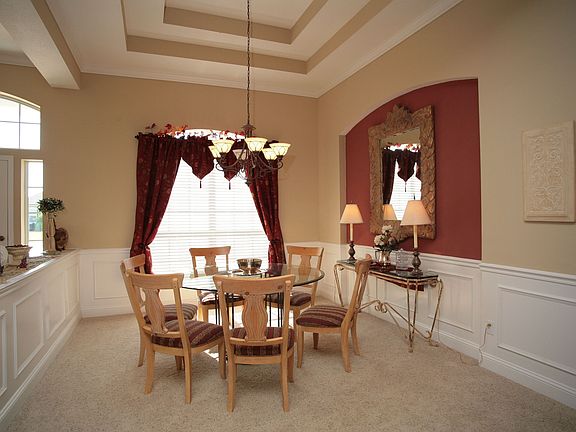 3rd image of 2302 W Clovelly Ln
