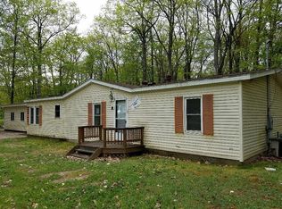 314 McDonald Dr, Houghton Lake, MI 48629
