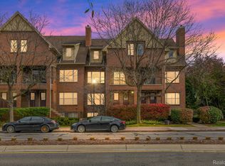 1333 S Main St, Royal Oak, MI 48067
