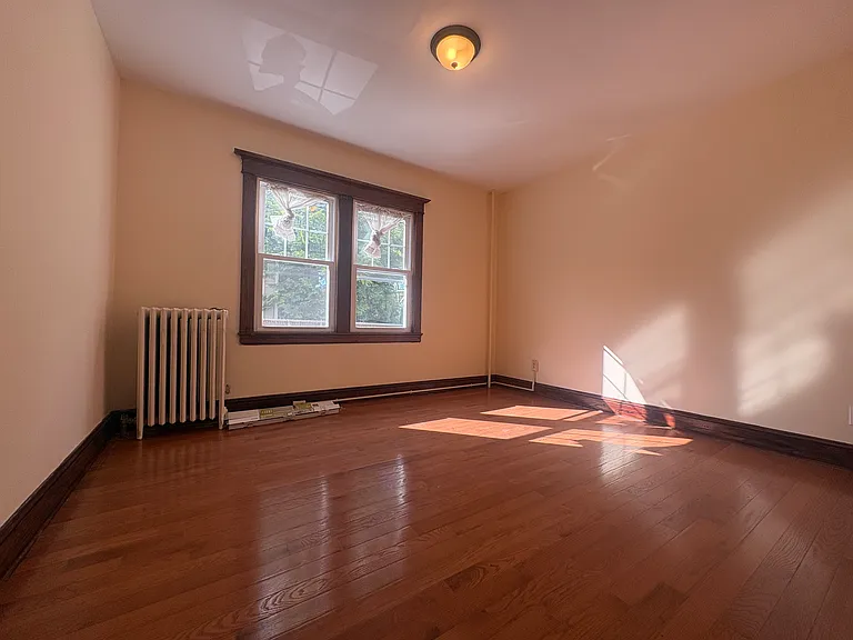 217 Bancroft Ave #1 — Photo 15