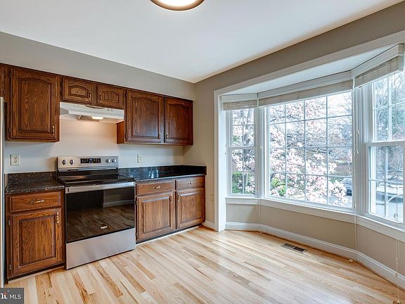 5th image of 6502 Westhaven Ln