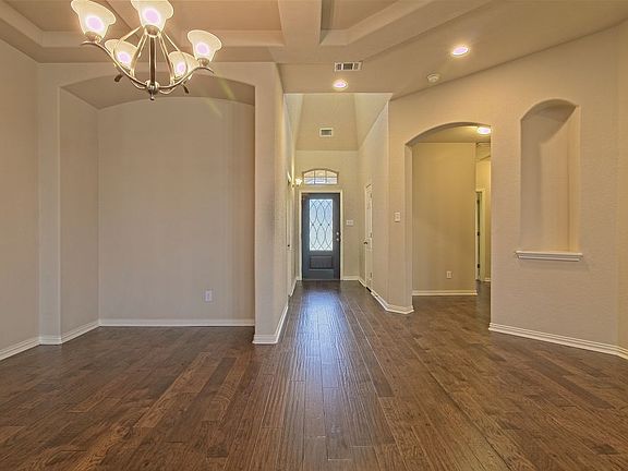 5th image of 2700 Madelena Ct