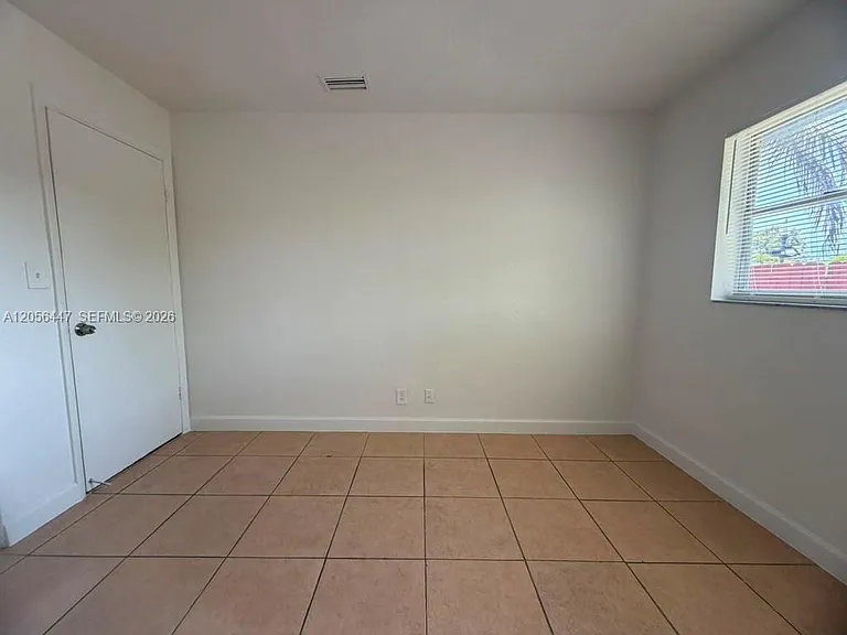 919 NW 2nd Ave #1 — Photo 36