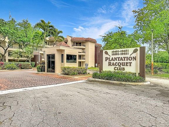 2nd image of 10401 W Broward Blvd APT 302