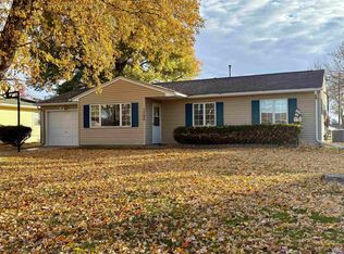 1255 4th St, Jesup, IA 50648