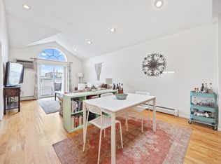 21-03 41st St #3, Astoria, NY 11105