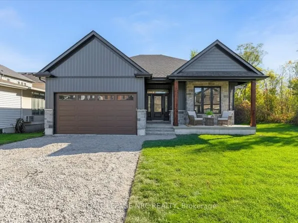 207 Forks Rd, Welland, ON L3B 6C5