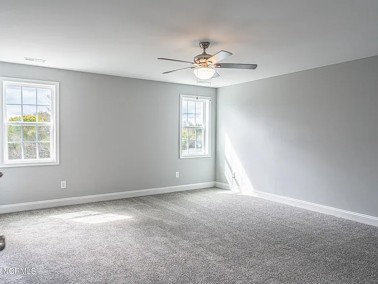 1060 W New York Ave — Photo 11