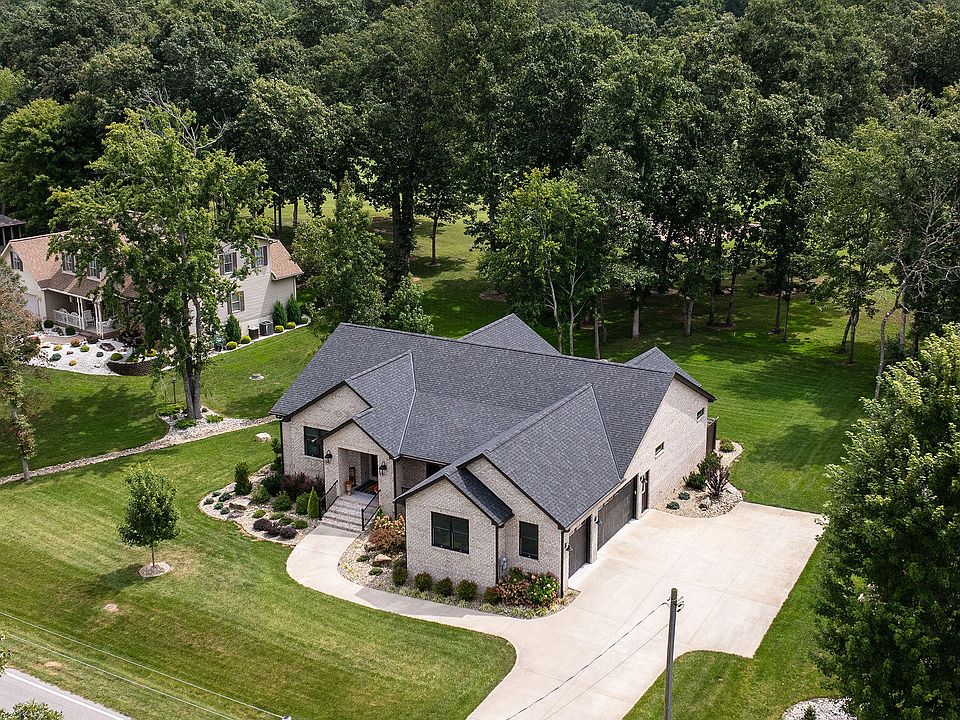 1st image of 119 Forest View Dr
