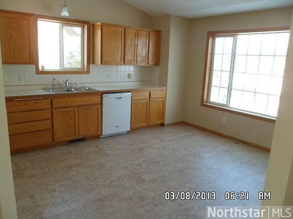 5th image of 10904 Fox Hollow Ln N