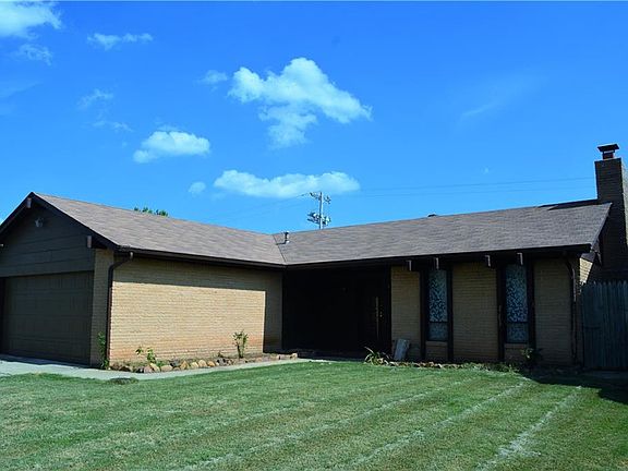 2nd image of 1008 SW 99th St