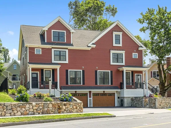 24 Church St Unit 1, Wakefield, MA 01880