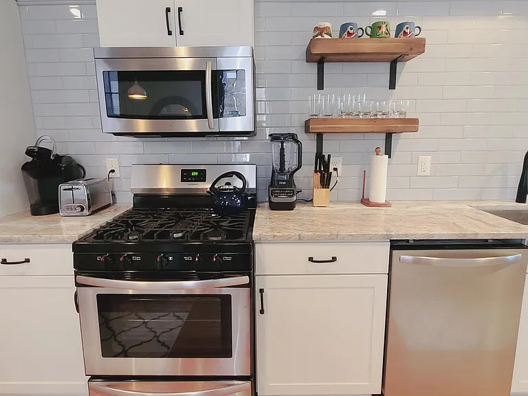 Full sized, remodeled kitchen