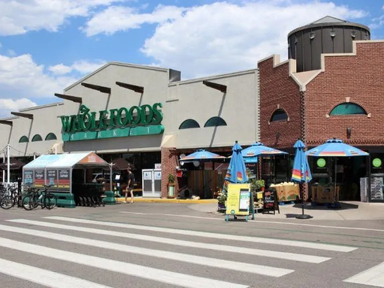 Whole Foods is 2 blocks away, Sprouts is only 6 blocks away.