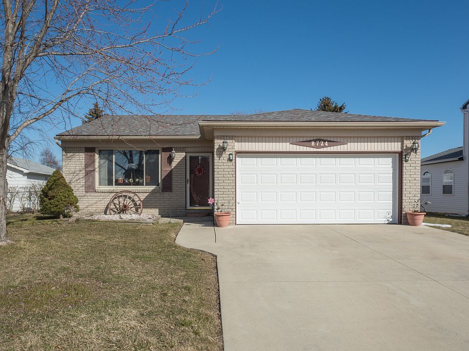 1st image of 8724 Lillian Dr