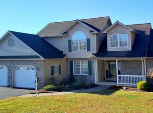 207 Hillside Dr, Mansfield, PA 16933