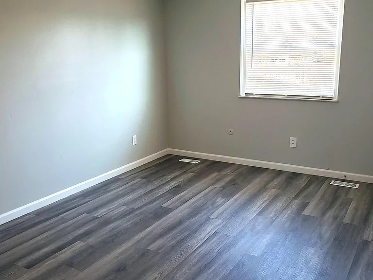 5470 Brook Point Rd — Photo 15