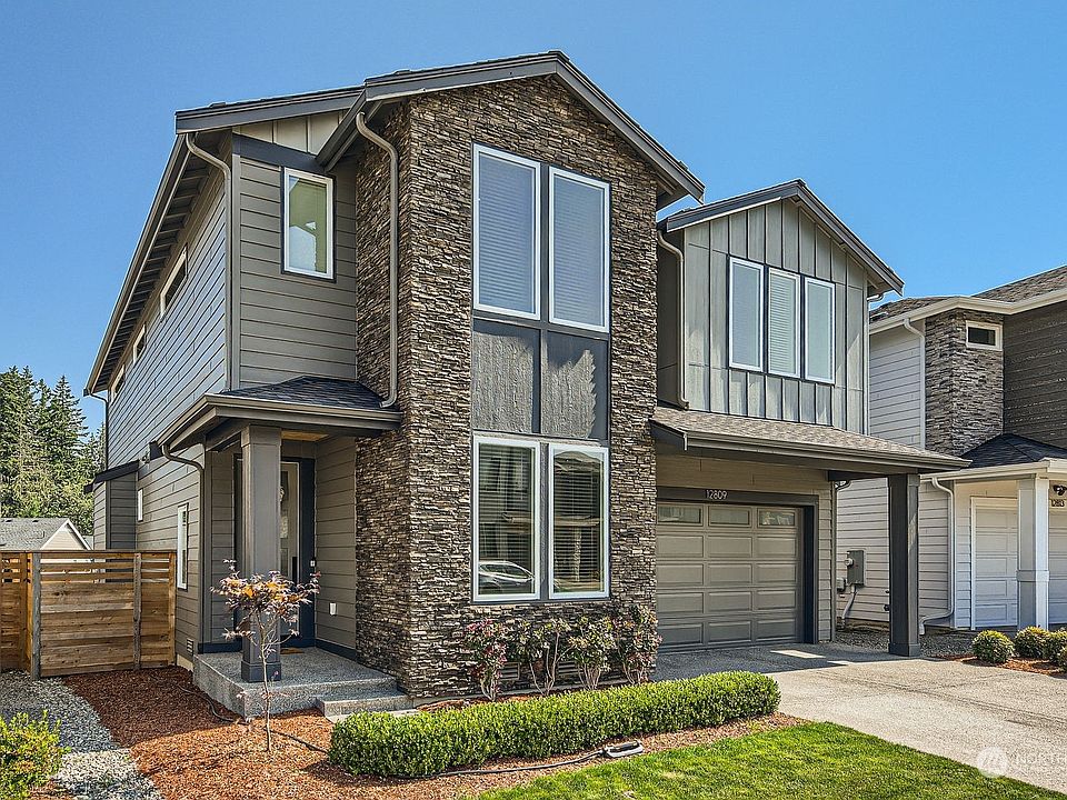 1st image of 12809 189th Avenue E