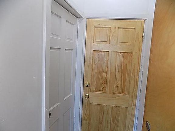 2nd image of 6140 Argyle St Floor 1