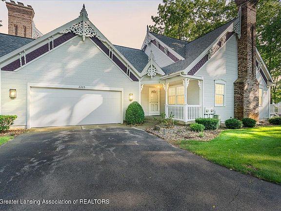 2nd image of 8285 Wallinwood Springs Dr #8