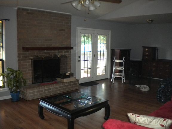 3rd image of 1107 Bluebonnet Cir