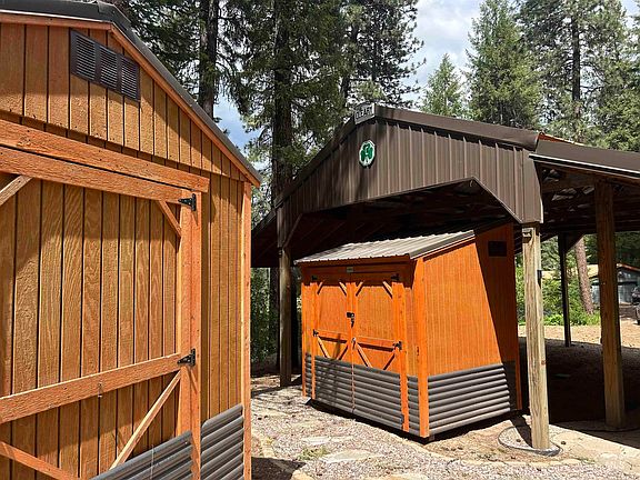 5th image of 9 Leisure Ln